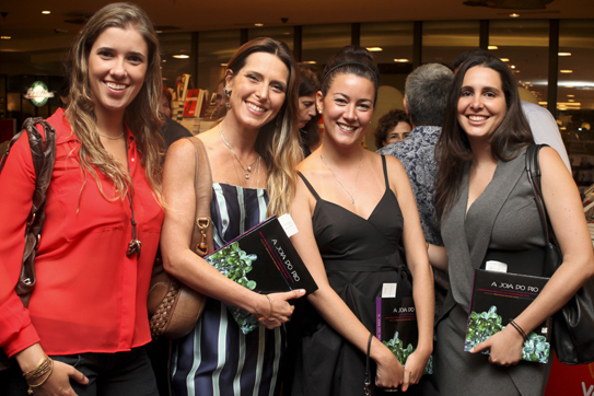 Nina Olendzki, da Olendzki, Tatiana Zarahoff, da Elle Cinq, Ana Borschiver, da Donadequê e Vanessa Robert